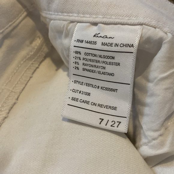 NWT white distressed Kancan jeans - Picture 7 of 8